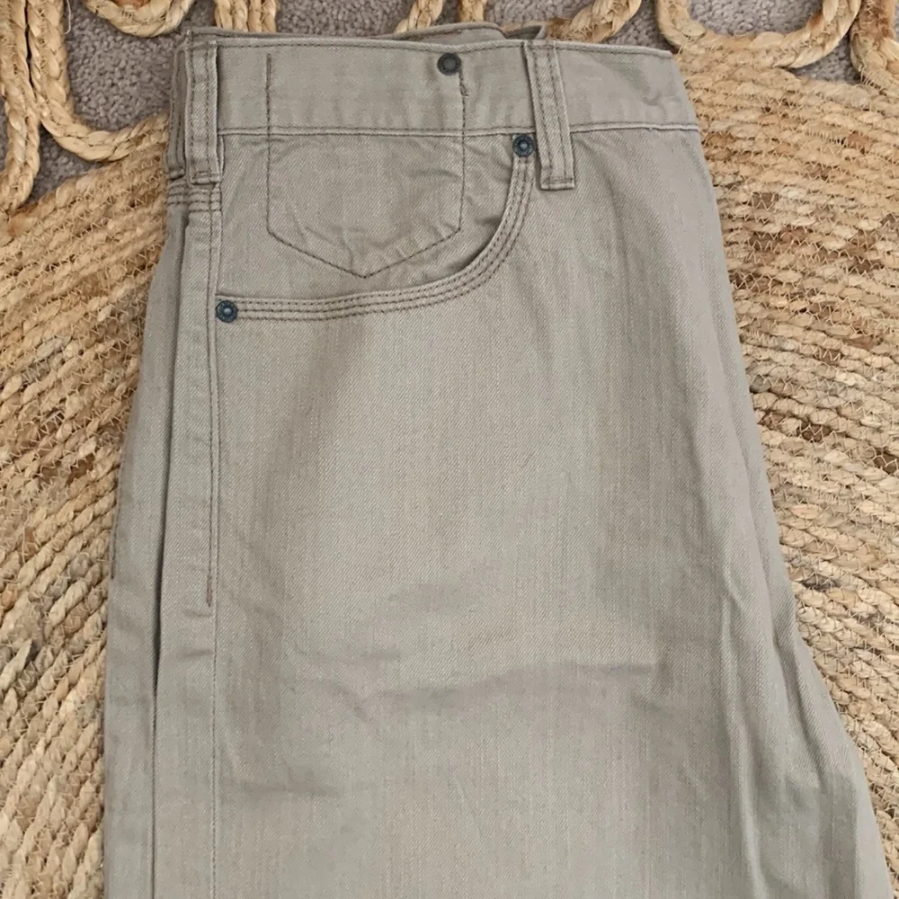 Jeans - Picture 2 of 4